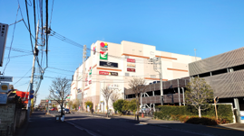 日進店外観